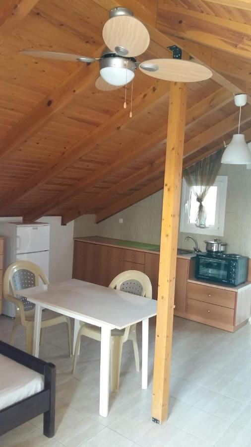 Ferienwohnung Natalya Lixouri Exterior foto